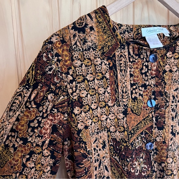 5/$30🦄 Patterned Coldwater Creek Top - Picture 2 of 5